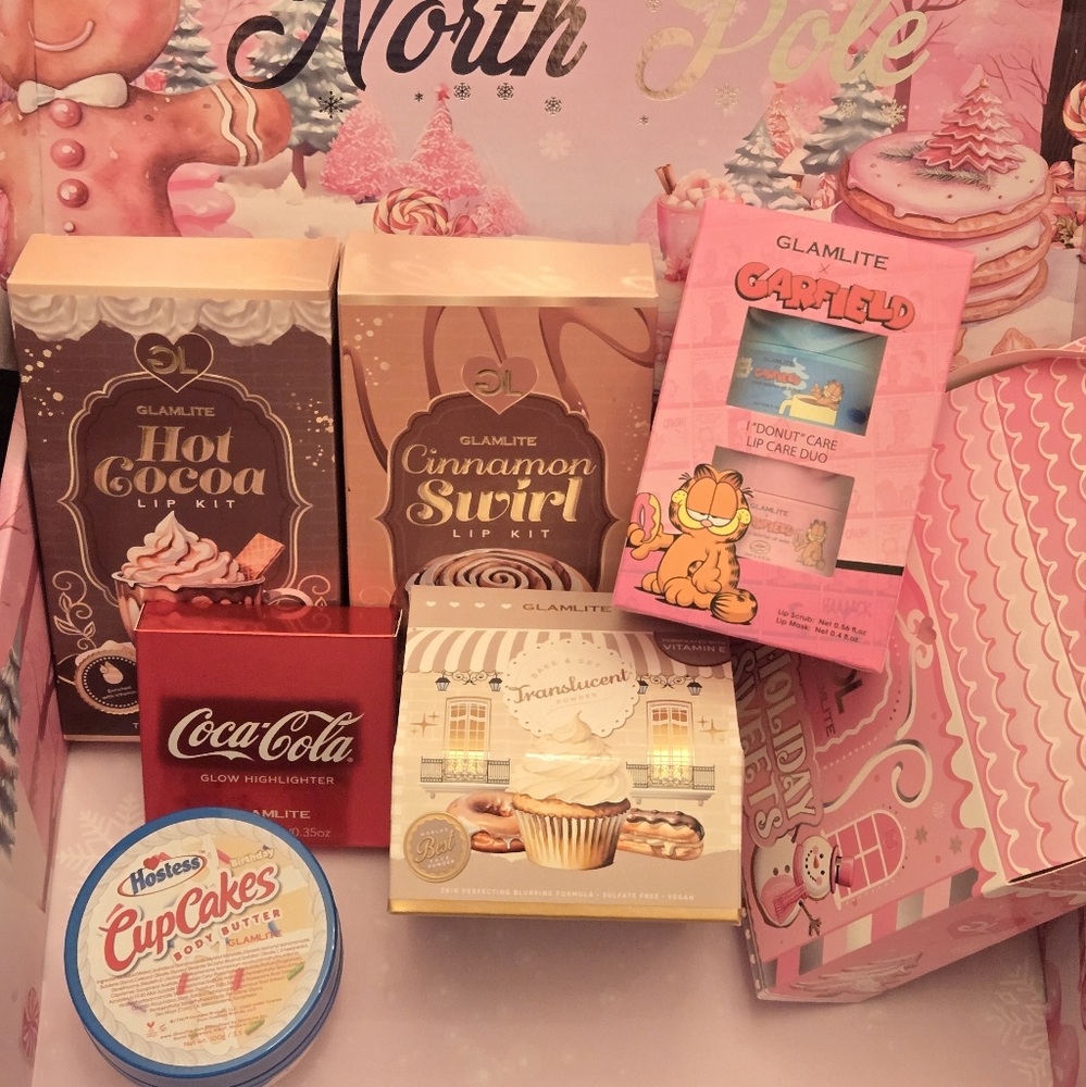 Glamlite Makeup Collection with Garfield and Coca-Cola